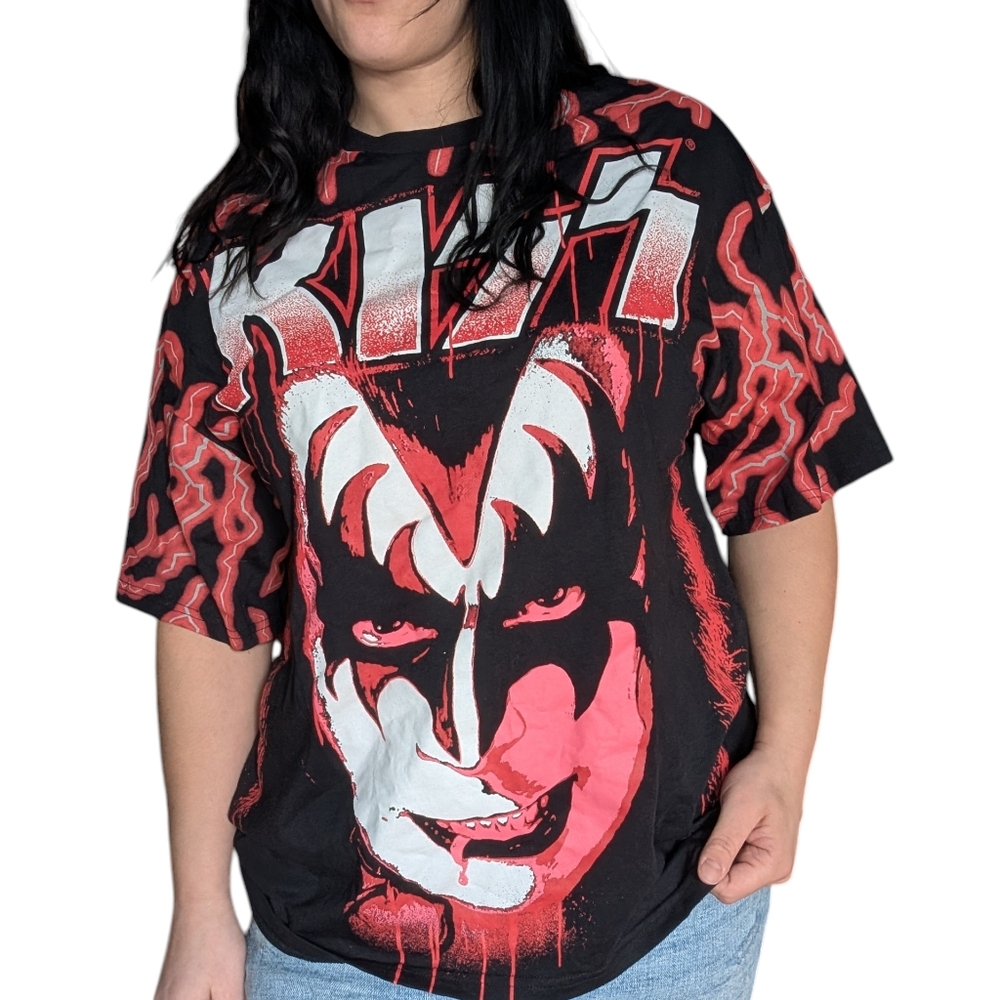 Kiss Black and White Logo T-Shirt